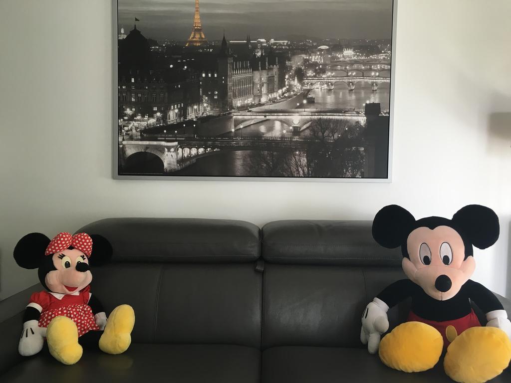 F&b's Disneyland Paris
