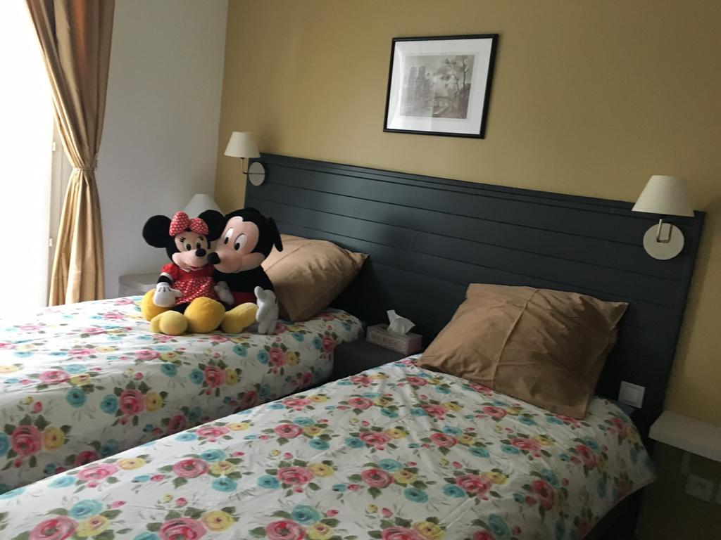 F&b's Disneyland Paris Serris