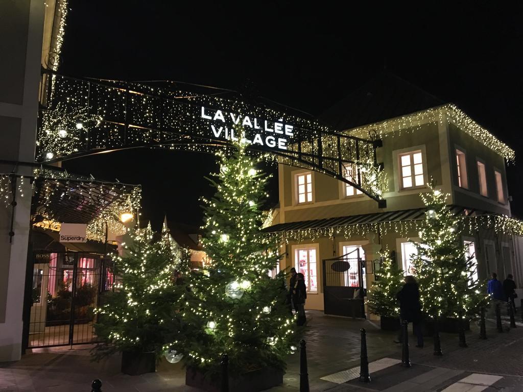 F&b's Disneyland Paris Serris